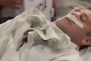 Así trasladaban al diputado tucumano que fue violentamente agredido por un hombre