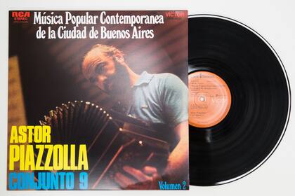 Astor Piazzolla Conjunto 9 - Música Popular Contemporánea de la Ciudad de Buenos Aires Vol. 2