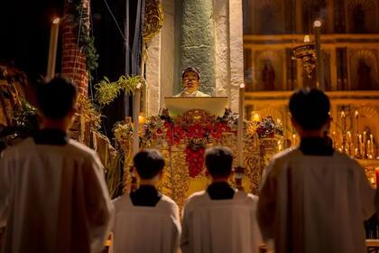 Astorga reconoce que su enfrentamiento con la jerarquía católica ha hecho cambiar su visión sobre la Iglesia, pero no sobre su fe.