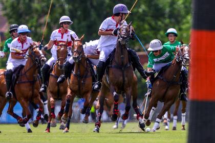 Ataca Camilo Castagnola y todo Indios Chapaleufú se escalona en la marca, pero no habrá forma: el número 2 de La Natividad estuvo arrasador en el encuentro inicial de Tortugas.