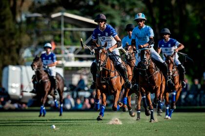 Ataca Poroto Cambiaso y defiende Bautista Bayugar, que al reemplazar a Nicolás Pieres tuvo su debut absoluto en la Triple Corona.