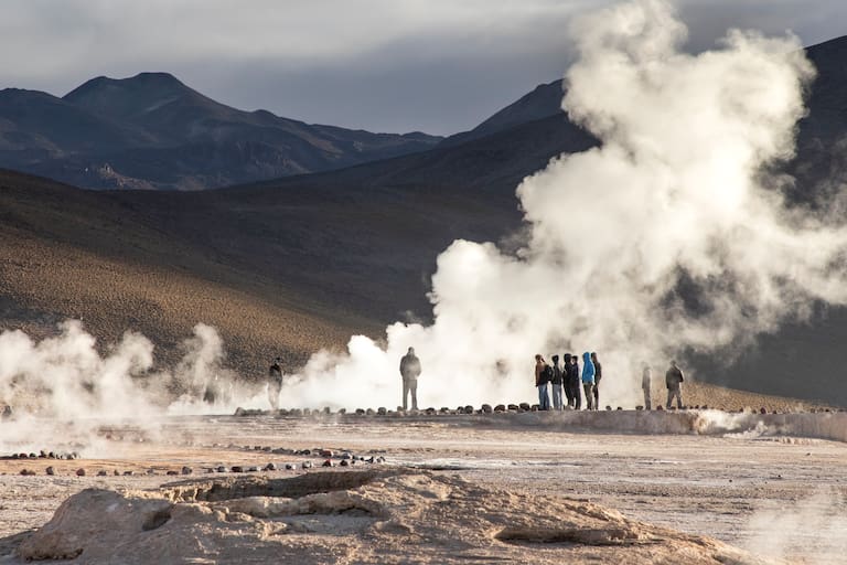 El parque geotermal al pie del volcán Tatio Norte es el más alto del mundo y ocupa unos 10 km2
Foto: Carolina Castagnola
