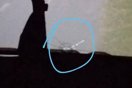 Uno de los tiros que impactaron en el colectivo