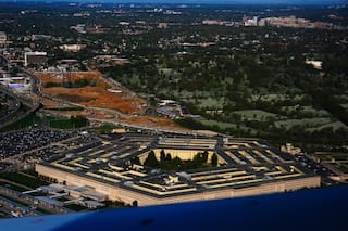 Ataque a presunta lancha de narcotraficantes en el Pacífico deja dos muertos, dice el Ejército de EE.UU.