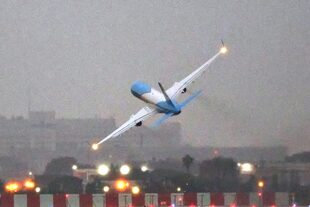 Aterrizaje en Aeroparque del nuevo avión presidencial ARG01. 