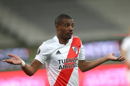 El mediocampista uruguayo finalmente continuará en River durante el segundo semestre del año