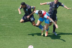 Con el 0 a 0, Atlético Tucumán no pudo despegar y Arsenal sigue último en el Torneo 2021