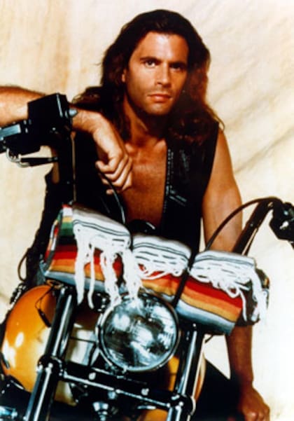 Lorenzo Lamas se convirtió en un sex symbol durante la década del '90