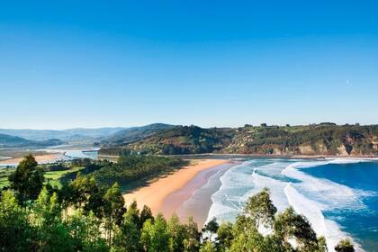 Atraviesa estas tierras el Camino de Santiago de Compostela