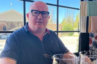 Uno de los enólogos más respetados del mundo fue categórico sobre el futuro del vino argentino y el país