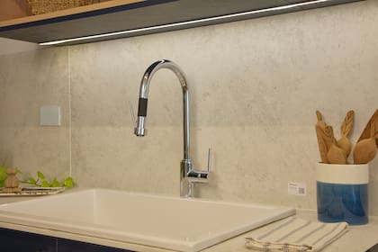 Augusta Pro, una grifería versátil que se integra a cualquier estilo de cocina.