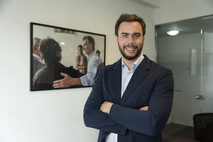 Augusto Ardiles: "Los gritos de Milei para decir que la dolarización no tiene costos, o que va a cortar las transferencias a las provincias nos van a costar 80% de pobres, una confiscación de depósitos en dólares y una licuación fenomenal del salario de las personas"