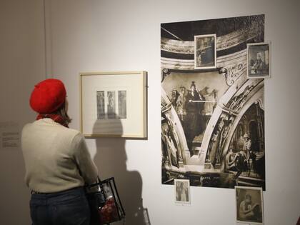 Augusto se inspiró en sus fotografías para intervenir la Iglesia de San Miguel Arcángel