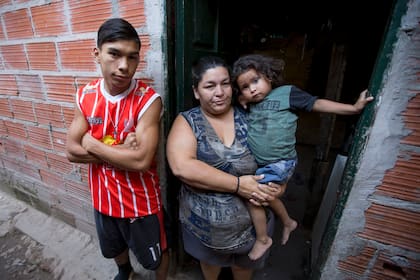 Aún 19 familias esperan saber cuál será su destino