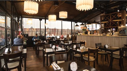 Aunque con influencia new yorker, Big Mamma también tiene lugar para un sabroso lomito