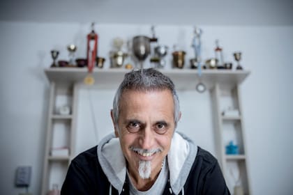 Aunque conserva recuerdos de su etapa de jugador, cree que no volverá a trabajar en el fútbol