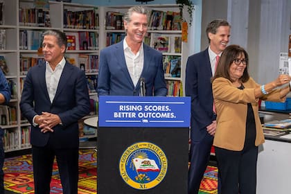 Aunque el objetivo inicial del plan era recortar US$2000 millones del gasto público, analistas legislativos advierten que los ahorros identificados actualmente se sitúan en torno a los US$810 millones