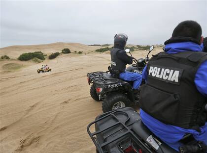 Aunque hay más control policial, muchos conductores no cumplen con los elementos de seguridad personal