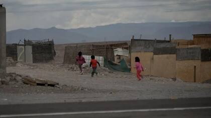 Aunque la población ha disminuido en los últimos años, sus habitantes piden servicios básicos como electricidad y saneamiento.
Foto: BBC Mundo