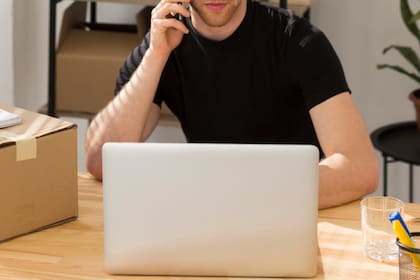 Aunque las plataformas permiten tener conversaciones por otros medios con los usuarios no se recomienda establecerlas