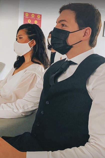 "Aunque no suene romántico, lo decidimos entre los dos. Todo lo hacemos juntos, conversando, y el matrimonio también fue una decisión de a dos.", confió hace un tiempo la campeona.