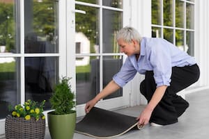 La importancia de tener un felpudo en la puerta de tu casa, según el Feng Shui