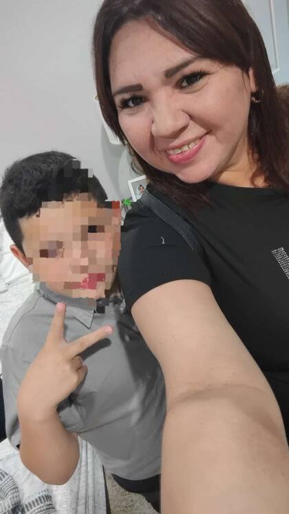 Aunque se detuvo su deportación a Ecuador, el caso del menor continúa abierto