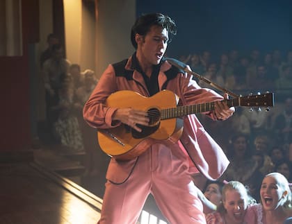 Austin Butler en una escena de Elvis