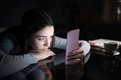 Australia prohíbe las redes sociales a adolescentes