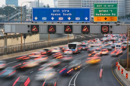 Autopistas en Tel Aviv, Israel.