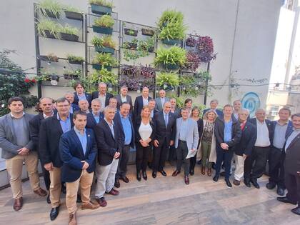 Autoridades de Coninagro con el ministro del Interior, Guillermo Francos