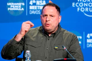 Autoridades de Ucrania señalan al exjefe de gabinete de Zelenskyy como acusado de lavado de dinero