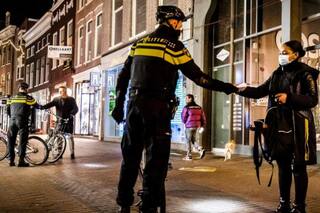 Furia en Holanda y alerta en Francia: cómo viven los países el rebrote de covid