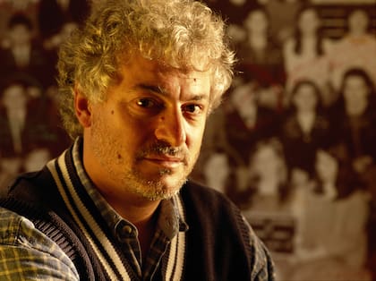 Autorretrato de Marcelo Brodsky, de la serie "Buena Memoria"