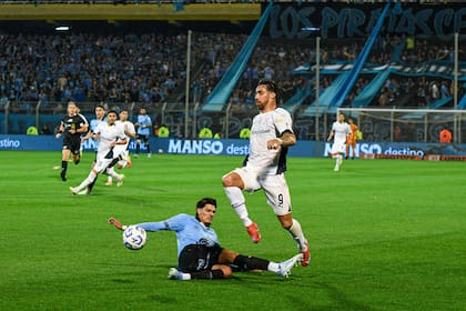 Avalos, alejado del gol en Independiente