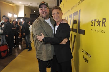 Avant Premiere Mazel Tov en shopping DOT