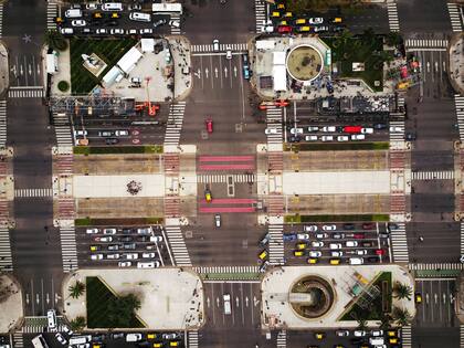 Avenida 9 de julio. Buenos Aires, sitiada por los cortes para los Juegos Olímpicos de la Juventud