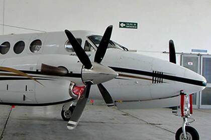 Avión Beechcraft King Air B-200 - LV ZRG