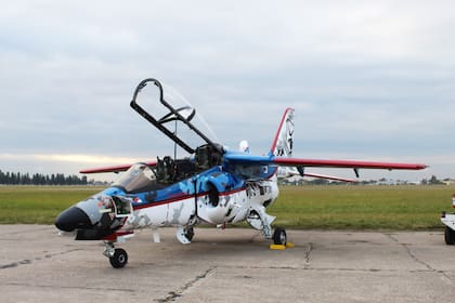 Avión Pampa III entregado por Fadea a la Fuerza Aérea