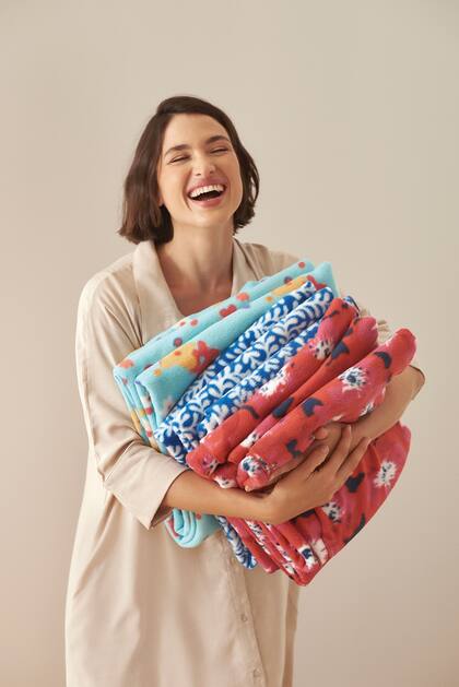 Avon vende mucho más que cosméticos: en su catálogo ahora también hay artículos para el hogar.