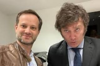 El libertario chileno que conquista a Milei con sus teorías sobre los “parásitos mentales” del socialismo