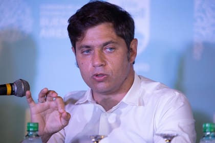 Axel Kicillof brindó una conferencia de prensa en Villa Gesell