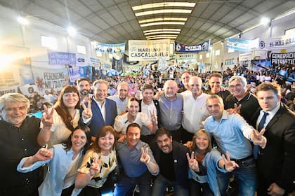 Axel Kicillof, con fiscales en Burzaco