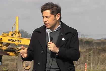 Axel Kicillof durante la presentación del plan de desarrollo urbano en Guernica