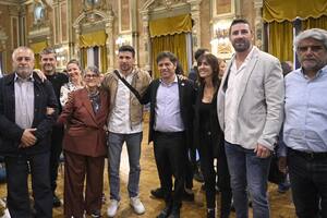 Axel Kicillof, el 9 de diciembre, cuando anunció su intención de comprar acciones de Aerolíneas Argentinas junto con los gremios aeronáuticos