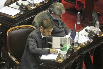 Axel Kicillof expuso alrededor de las 6:10 de la madrugada