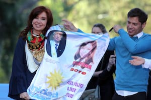 Axel Kicillof y Cristina Kirchner durante el acto en La Plata