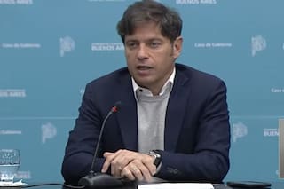 Kicillof mejoró las condiciones de los residentes de Medicina: “Le afanó 20 puntos de salario a los trabajadores”