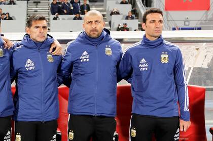 Ayala, Samuel y Scaloni, antes del partido.