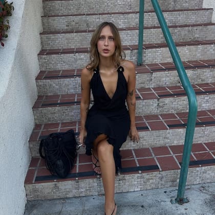 Aydan Hadid jerce como diseñadora gráfica (Foto: Instagram @toospoiled)